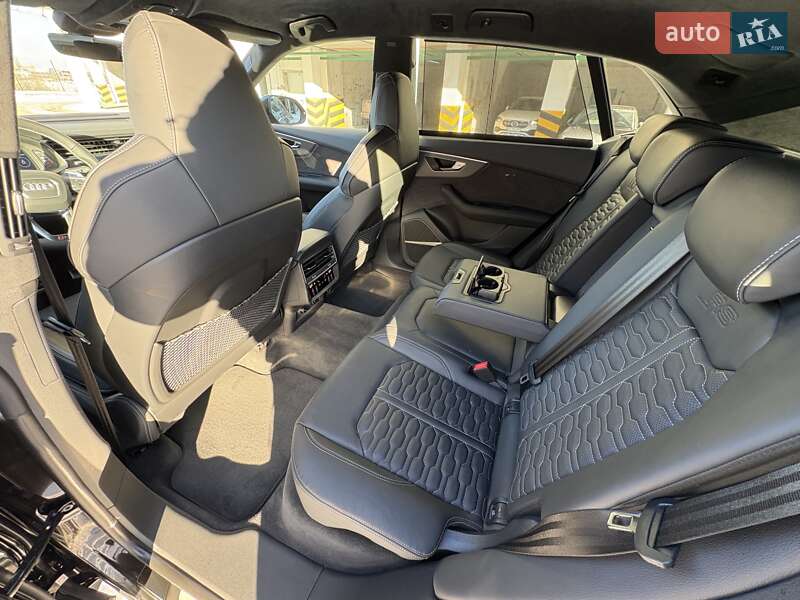 Внедорожник / Кроссовер Audi RS Q8 2025 в Киеве