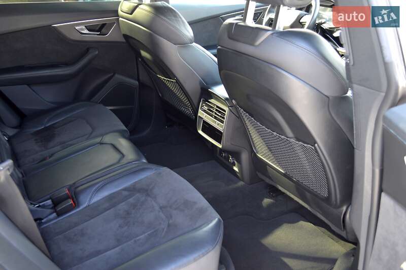 Внедорожник / Кроссовер Audi RS Q8 2021 в Одессе фото 48 Внедорожник / Кроссовер Audi RS Q8 2021 в Одессе