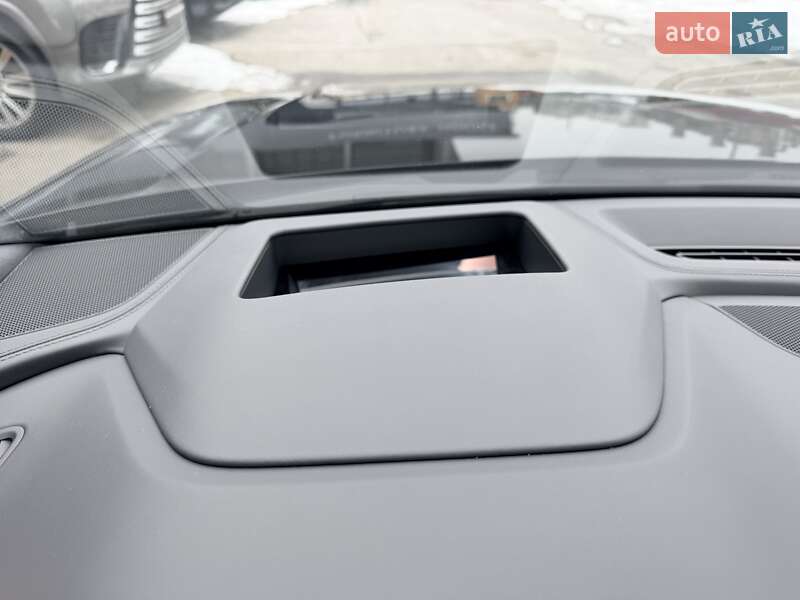 Внедорожник / Кроссовер Audi RS Q8 2025 в Киеве фото 40 Внедорожник / Кроссовер Audi RS Q8 2025 в Киеве