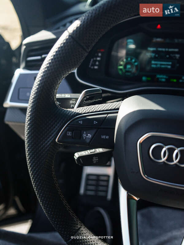 Внедорожник / Кроссовер Audi RS Q8 2025 в Днепре