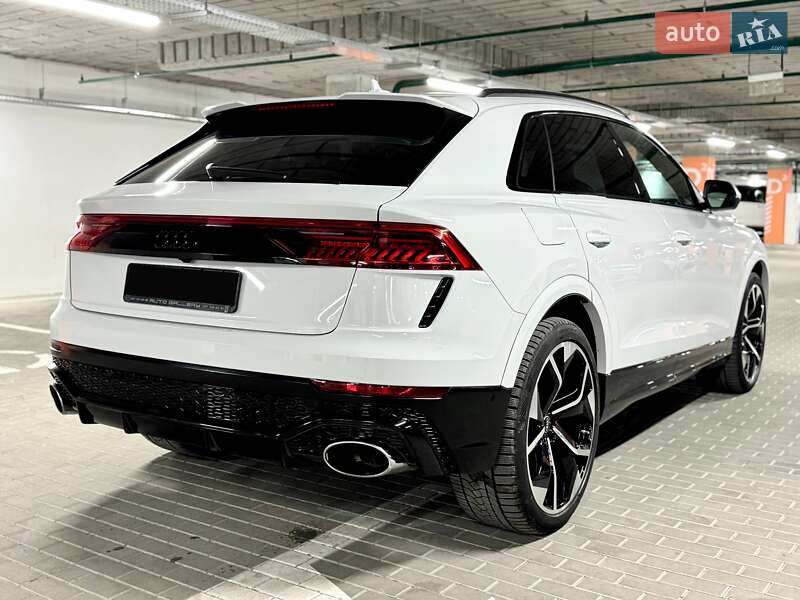 Внедорожник / Кроссовер Audi RS Q8 2021 в Киеве