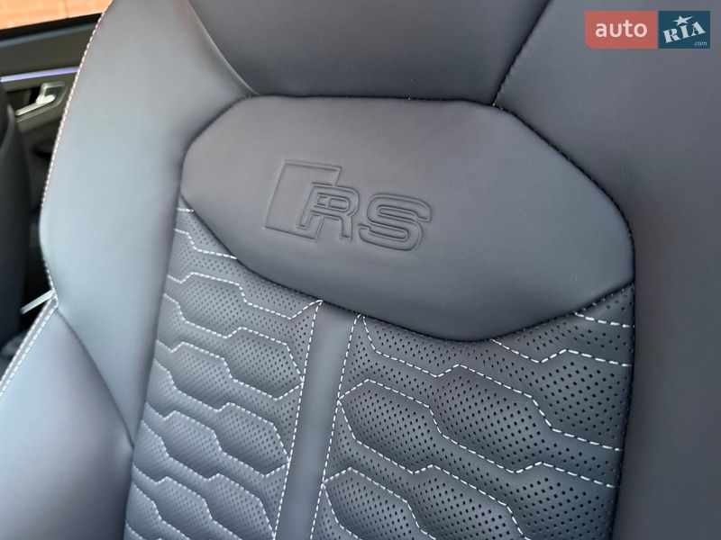 Внедорожник / Кроссовер Audi RS Q8 2025 в Киеве