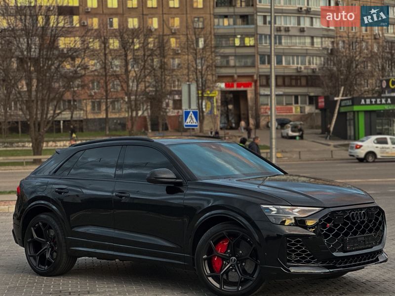 Позашляховик / Кросовер Audi RS Q8 2025 в Києві