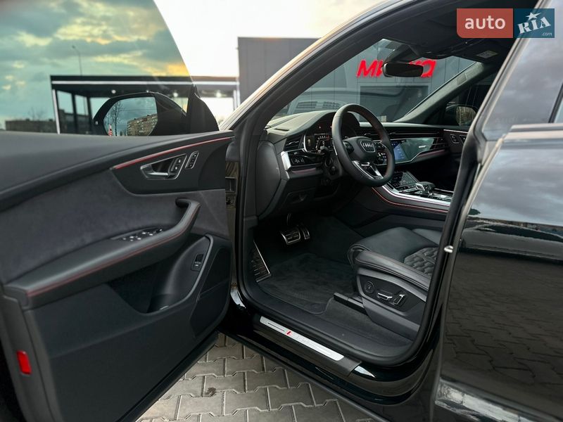 Позашляховик / Кросовер Audi RS Q8 2025 в Києві
