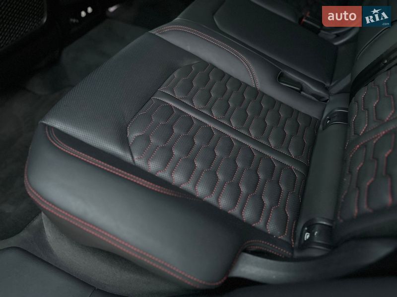 Позашляховик / Кросовер Audi RS Q8 2025 в Києві