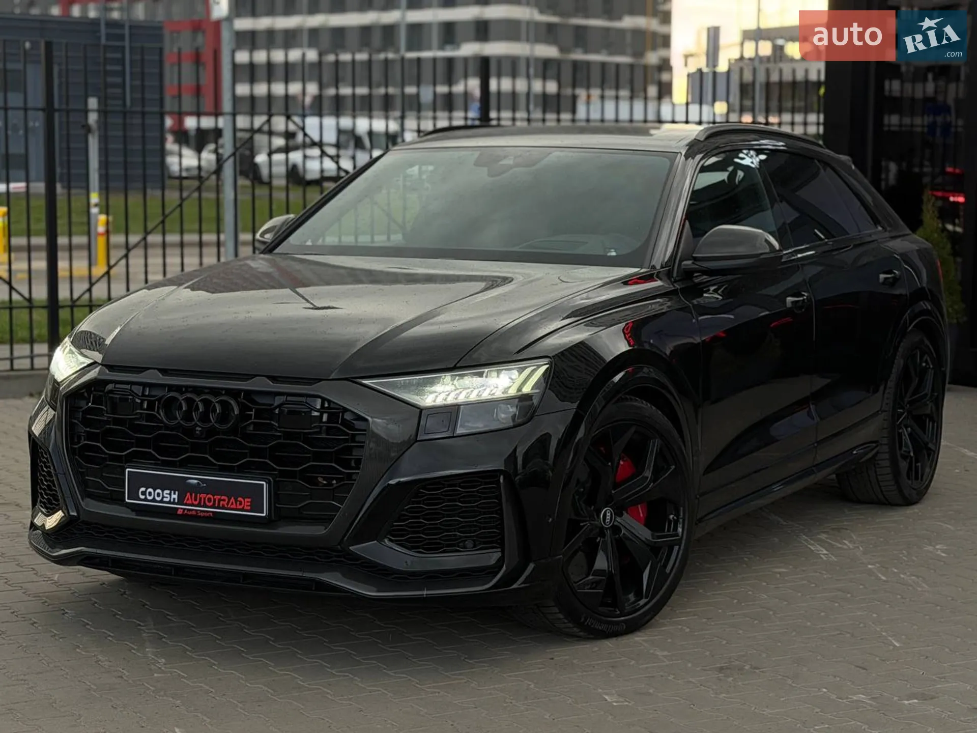 2020 Audi RS Q8 - фото 1