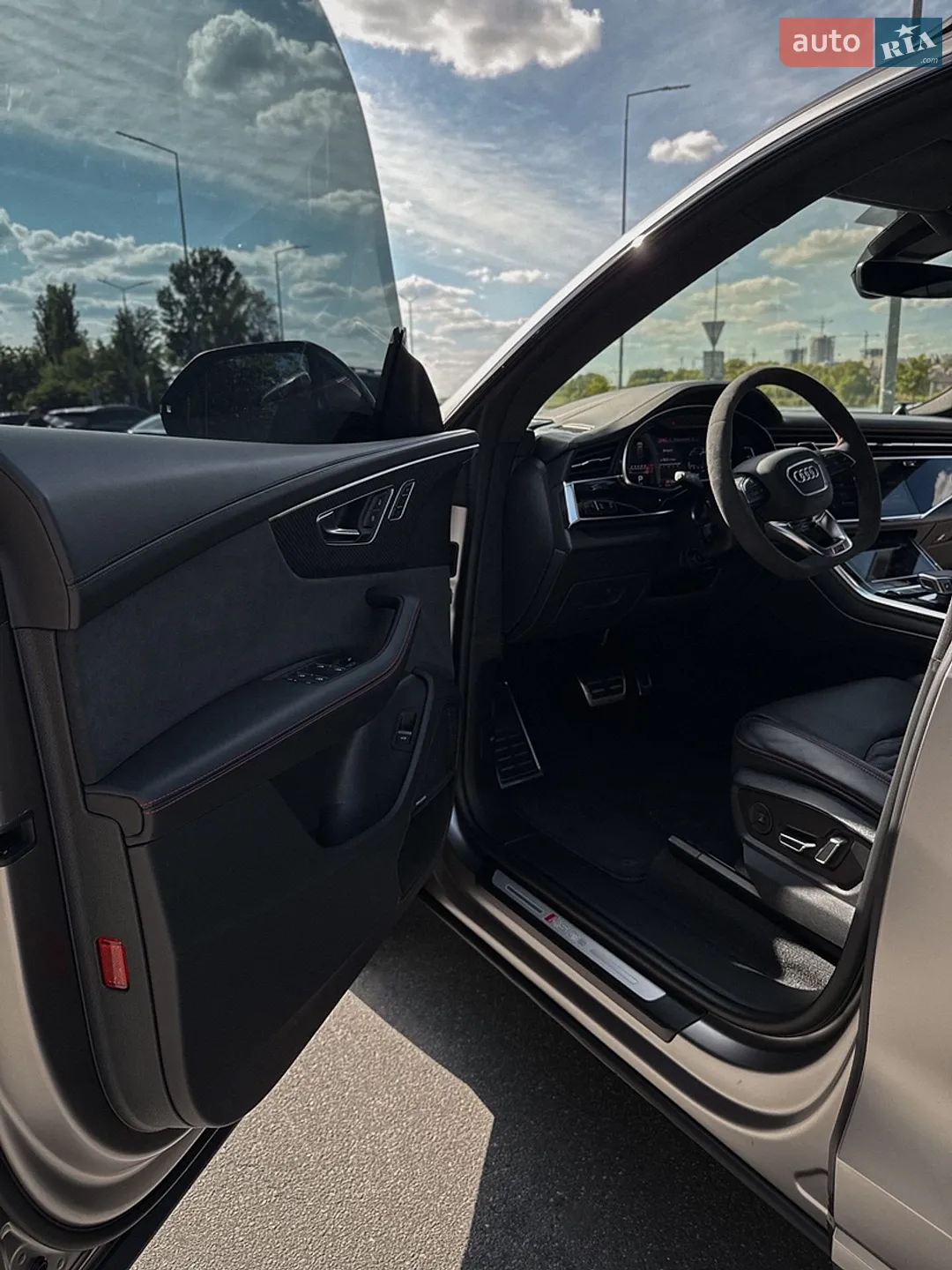 2022 Audi RS Q8 - мініатюра 10