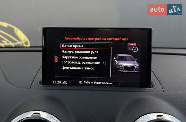 Хэтчбек Audi RS3 Sportback 2016 в 
