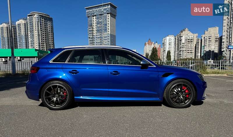 Хетчбек Audi RS3 Sportback 2016 в Києві
