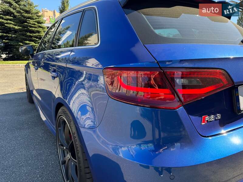 Хетчбек Audi RS3 Sportback 2016 в Києві