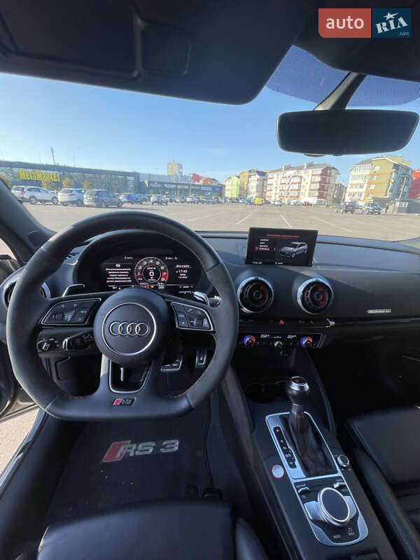 Седан Audi RS3 2015 в Василькове