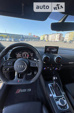 Седан Audi RS3 2015 в Василькові