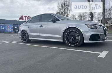 Седан Audi RS3 2018 в Киеве