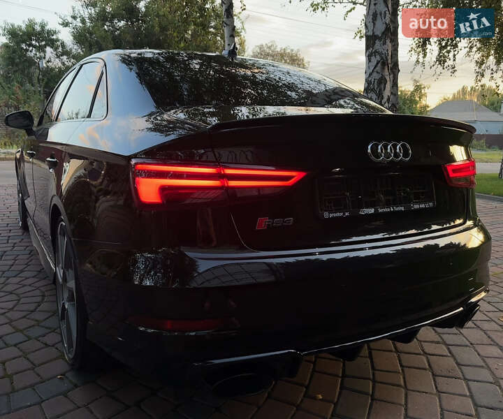 Седан Audi RS3 2018 в Запорожье
