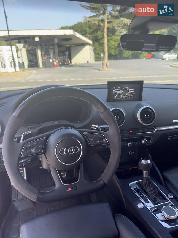 Седан Audi RS3 2017 в Киеве