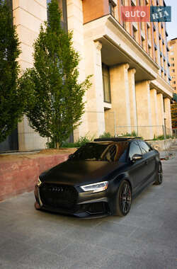 Седан Audi RS3 2018 в Киеве