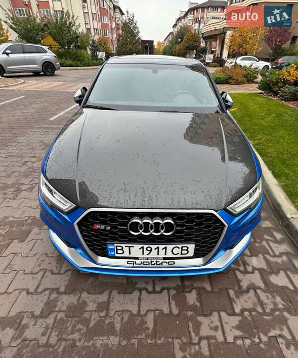 Седан Audi RS3 2017 в 