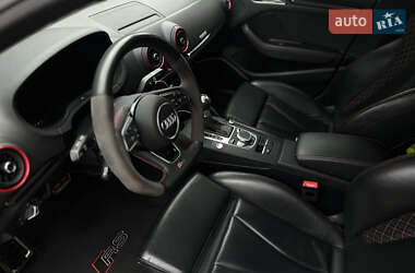Седан Audi RS3 2018 в 