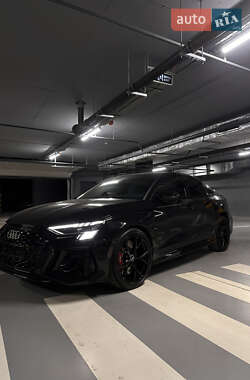 Седан Audi RS3 2022 в 