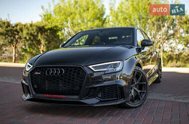 Седан Audi RS3 2018 в 