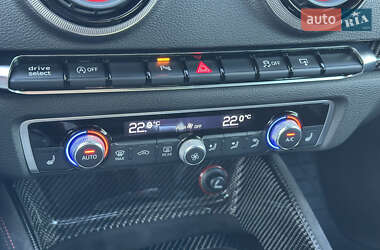 Седан Audi RS3 2017 в 