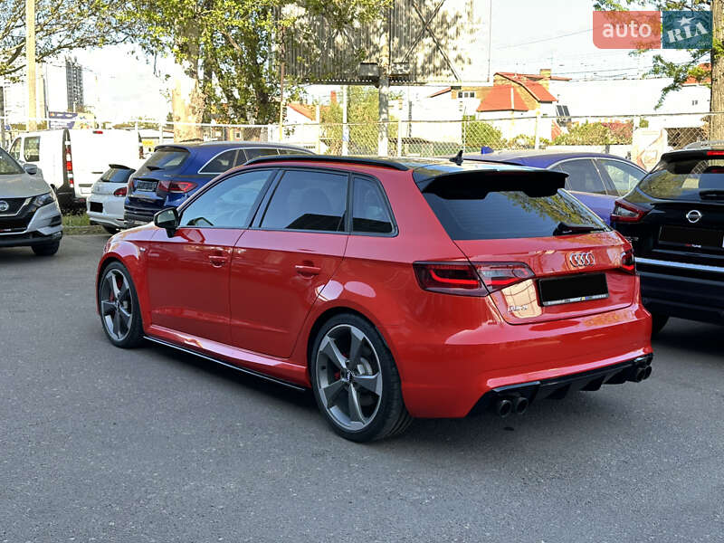 Седан Audi RS3 2017 в Одессе