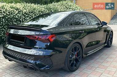 Седан Audi RS3 2021 в 