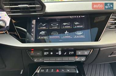 Седан Audi RS3 2021 в 