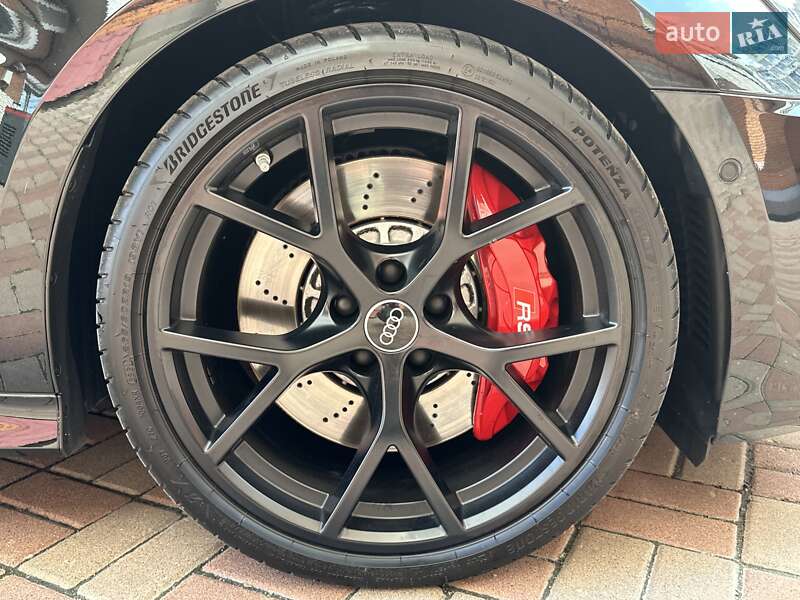 Седан Audi RS3 2021 в Киеве