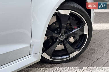 Седан Audi RS3 2017 в 