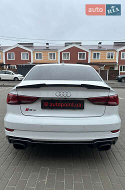 Седан Audi RS3 2018 в 