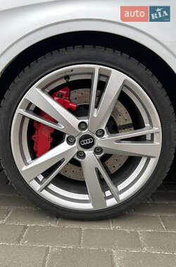 Седан Audi RS3 2018 в 