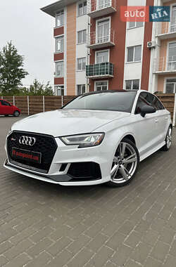 Седан Audi RS3 2018 в 