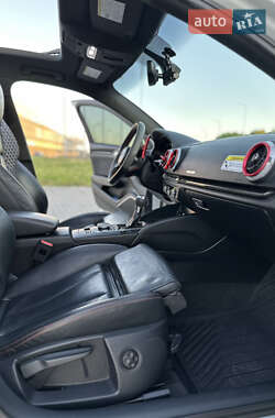 Седан Audi RS3 2017 в 