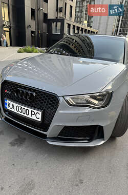 Хэтчбек Audi RS3 2016 в 