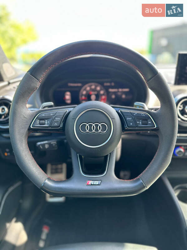 Седан Audi RS3 2018 в Білогородці