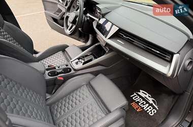 Седан Audi RS3 2022 в 