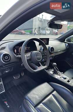Седан Audi RS3 2018 в 