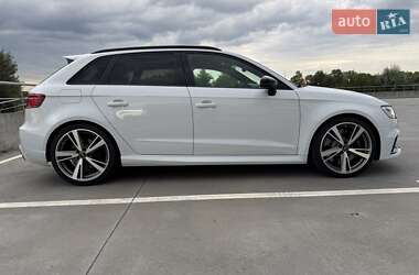 Хэтчбек Audi RS3 2016 в Киеве