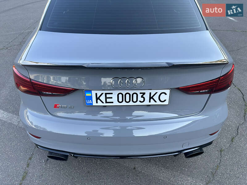 Седан Audi RS3 2017 в Киеве фото 3 Седан Audi RS3 2017 в Киеве