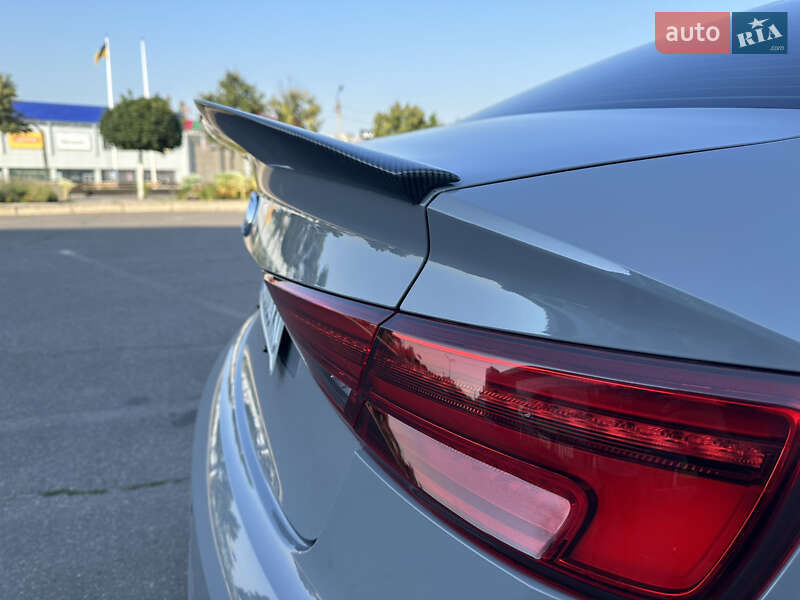 Седан Audi RS3 2017 в Киеве фото 5 Седан Audi RS3 2017 в Киеве