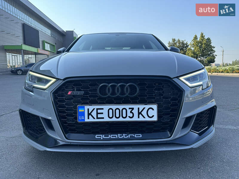 Седан Audi RS3 2017 в Киеве фото 27 Седан Audi RS3 2017 в Киеве