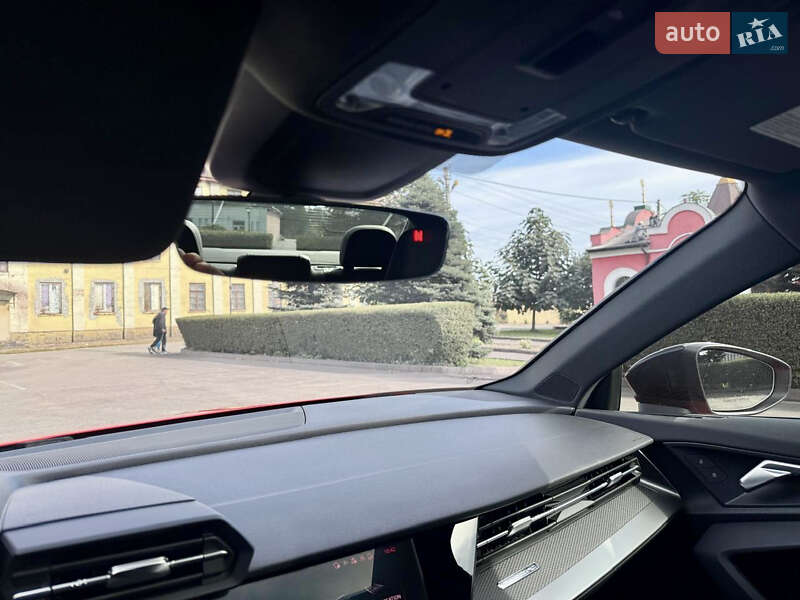 Седан Audi RS3 2022 в Кам'янському