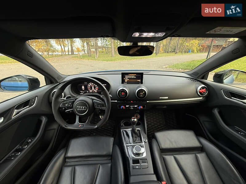 Седан Audi RS3 2017 в Києві фото 26 Седан Audi RS3 2017 в Києві