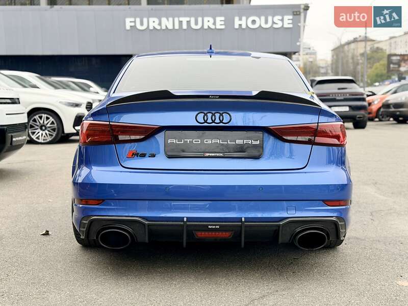 Седан Audi RS3 2017 в Києві фото 8 Седан Audi RS3 2017 в Києві