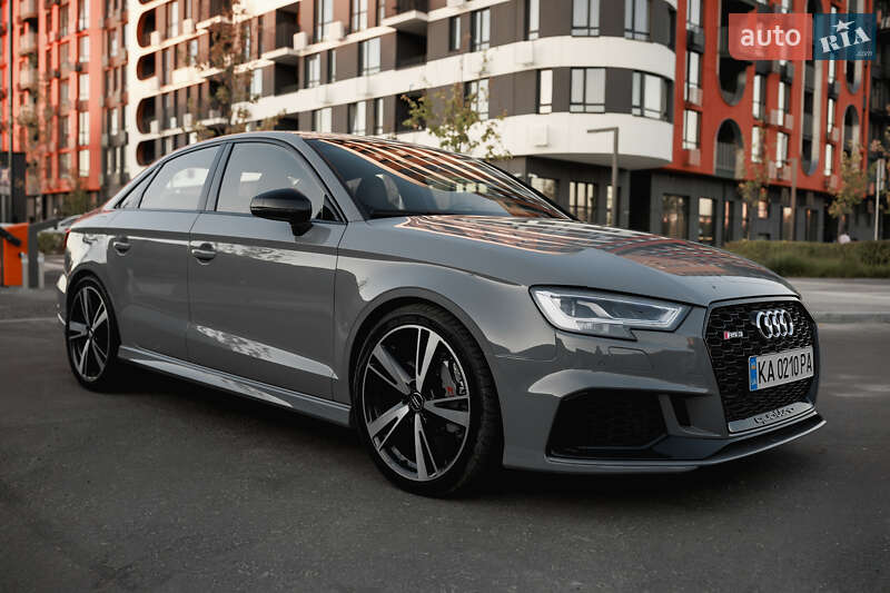 Седан Audi RS3 2017 в Києві фото 2 Седан Audi RS3 2017 в Києві