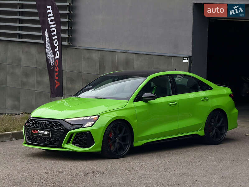 Седан Audi RS3 2024 в Харькове