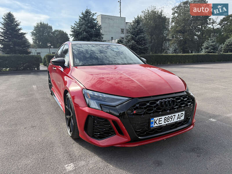Седан Audi RS3 2022 в Днепре