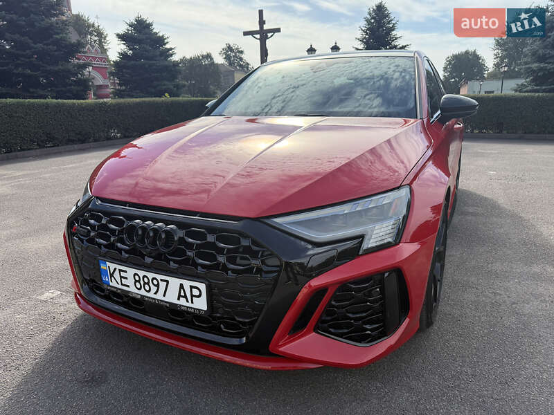 Седан Audi RS3 2022 в Днепре