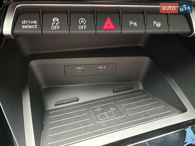 Седан Audi RS3 2021 в Киеве фото 28 Седан Audi RS3 2021 в Киеве